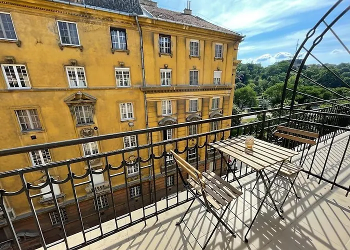 Studio27 - With Balcony At The Buda Castle 公寓 *