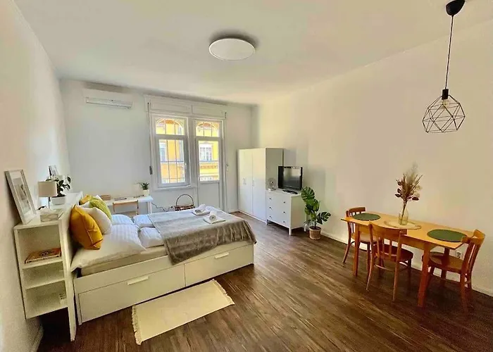 Studio27 - With Balcony At The Buda Castle