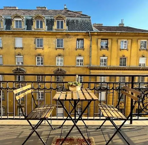 Studio27 - With Balcony At The Buda Castle Appartement